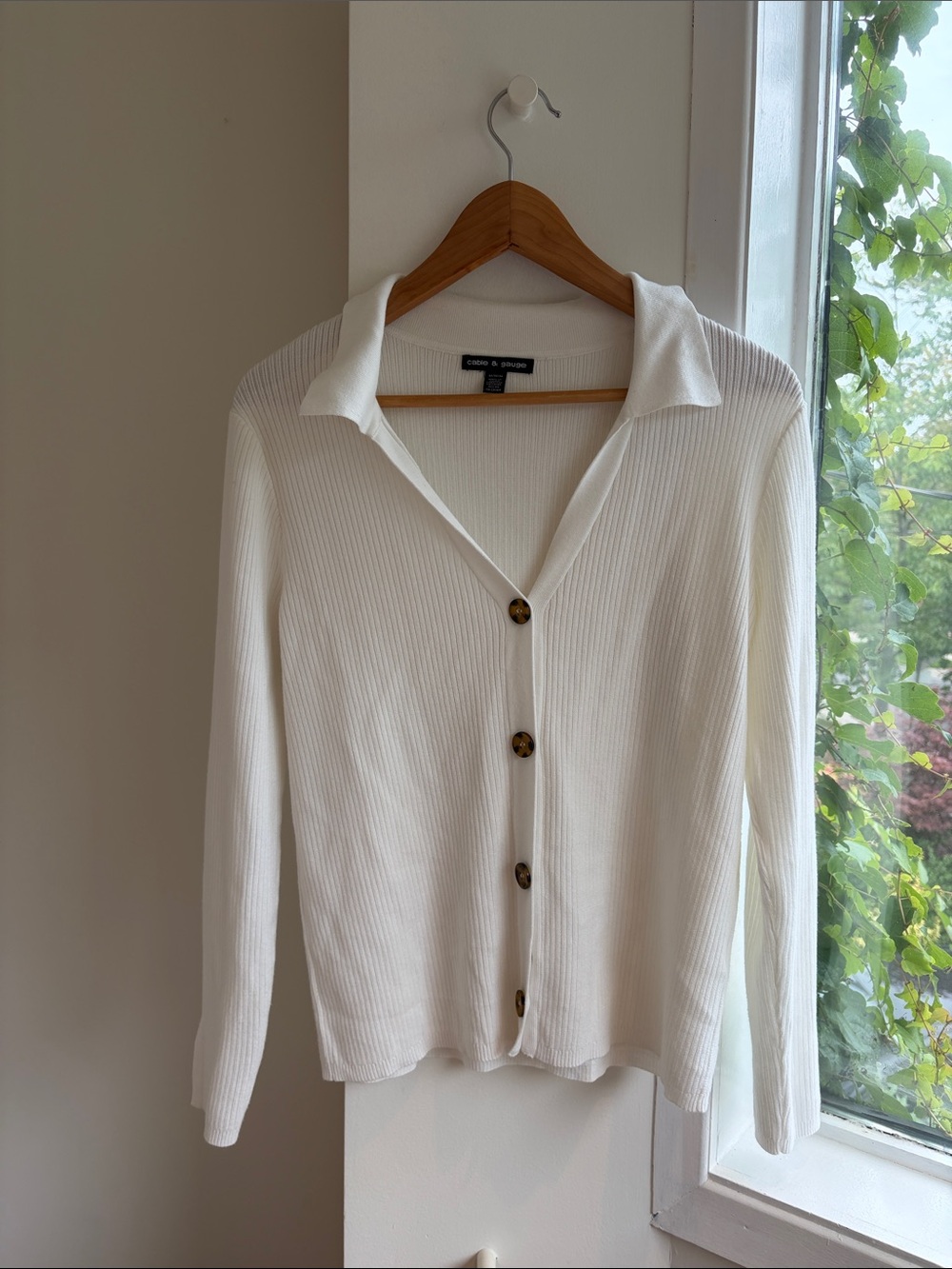 White Ribbed Button-Front Collared Cardigan. Cable and Gauge